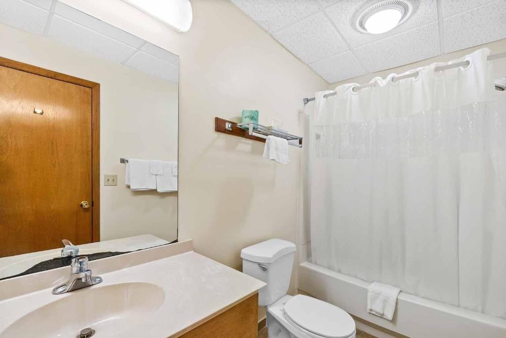 Room image 2